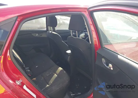 2021 Kia Forte Lxs из США, поврежденный, VIN 3KPF24AD3ME317720